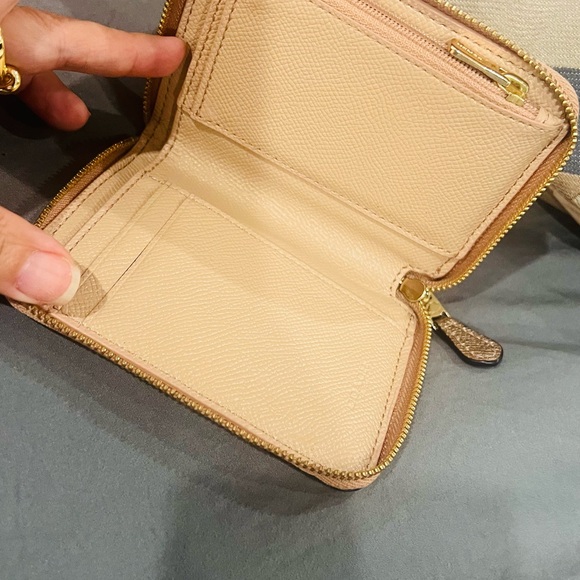 Coach Metallic Gold Textured Wallet - Picture 3 of 4